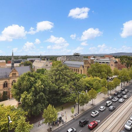 Light & Airy 3 Bd Cbd Apt: Balconytramwifi/Parking Apartment Adelaide Exterior photo