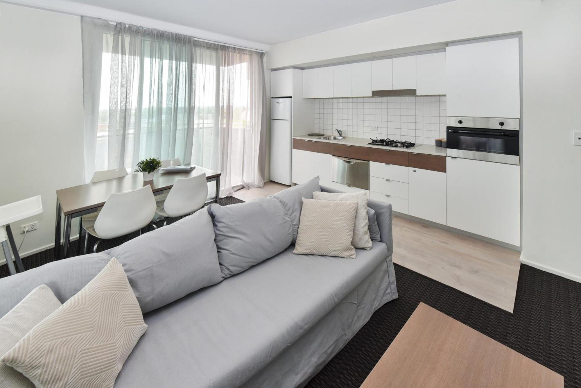 Light & Airy 3 Bd Cbd Apt: Balconytramwifi/Parking Apartment Adelaide Exterior photo